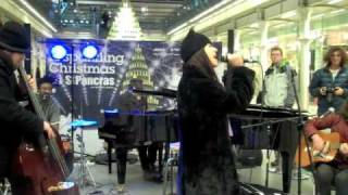 Download Lagu Gabriella Cilmi Sings 'Warm This Winter' at St. Pancras MP3