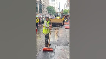 Excavator Gets in on the No kings Protest