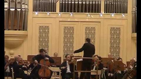 Dmitry Kouzov plays Tchaikovsky Rococo variations Part 1