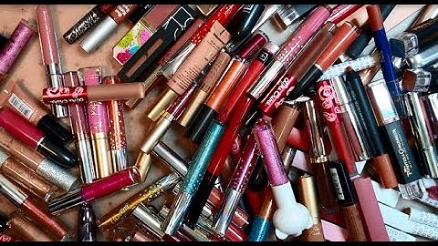 Decluttering My Makeup 2019 | Liquid Lipsticks & Lipgloss