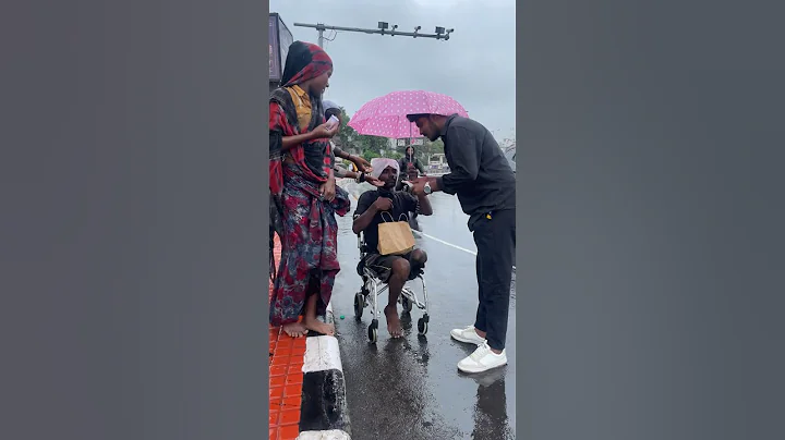 I can see the pain in his eyes 🙏😒  #humanity #youtubeshorts #trending #viral #shorts #subscribe 🙏