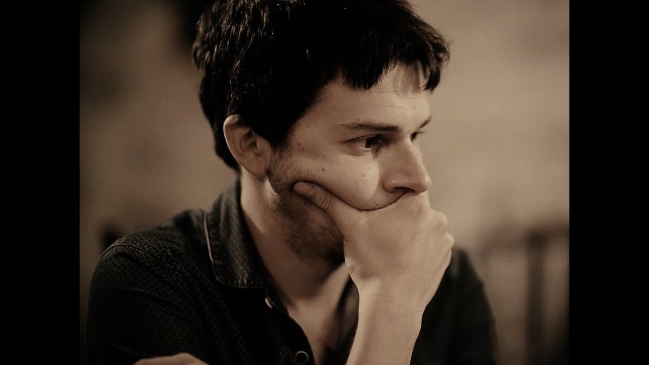 Une chanson pleine de mensonges