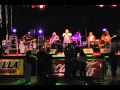 Banda Amnesia- Pensar, es mejor que olvidar En Vivo