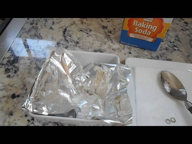 TarnX vs. Connoisseur How to Clean Your Sterling Silver Jewelry! 