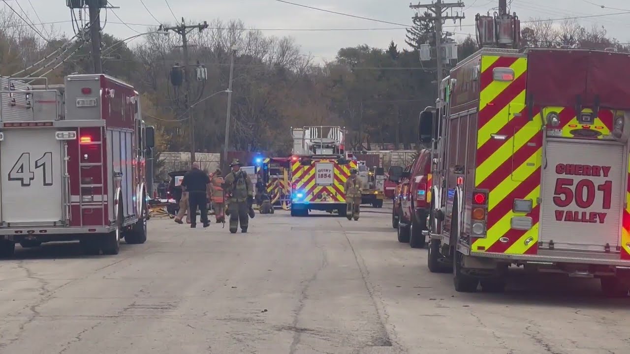 Multiple fire departments respond to blaze inside manufacturing ...