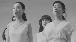 モノクロの砂漠で松田聖子＆高畑充希が合唱／アスタリフトCM30秒