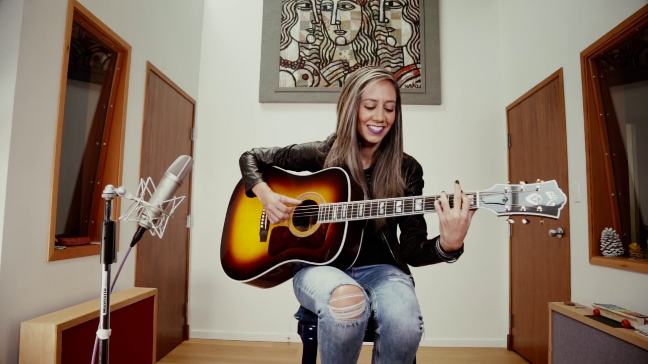 Guild D-55 Demo by Lari Basilio - "Moving On"