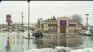 Hubbard police investigate robbery of Taco Bell screenshot 5