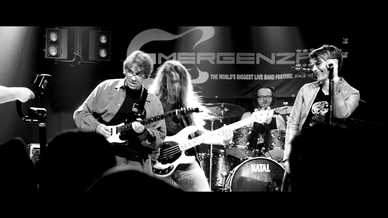 Box Of Chocolates Live At So36 Box Youtube