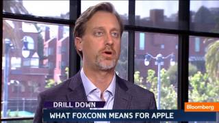 Foxconn Cuts Workers' Hours, Raises Wages screenshot 3