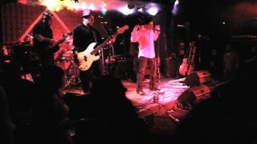 Strangeways - Bigmouth Strikes Again (live)