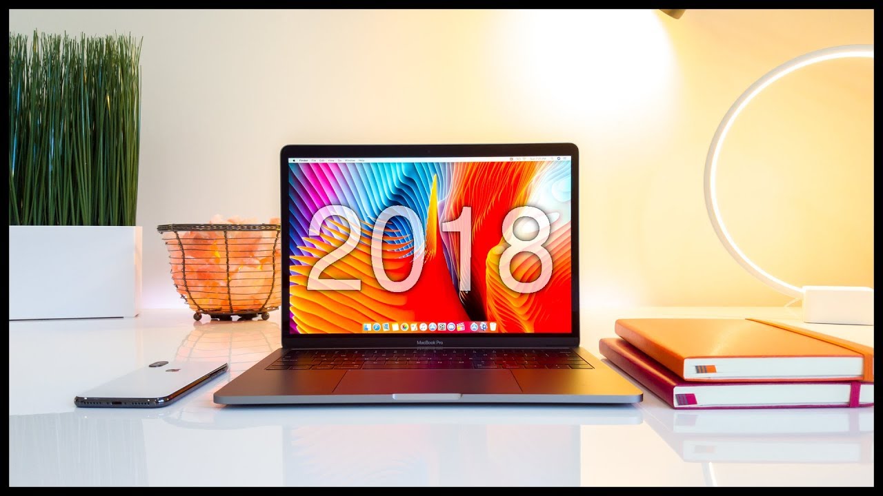 Apple MacBook Pro 13 (2018): Unboxing & Review 