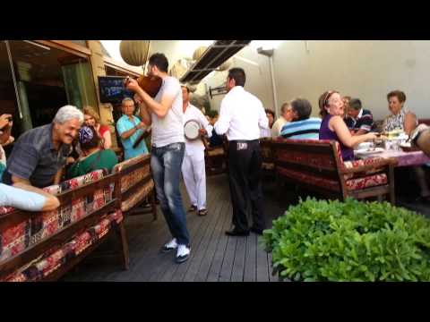 رقص الاتراك في اسطنول