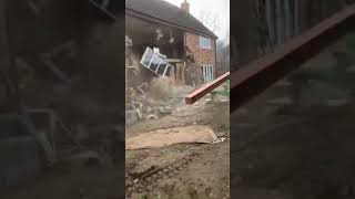 Wall collapsed before metal beam fitted screenshot 5