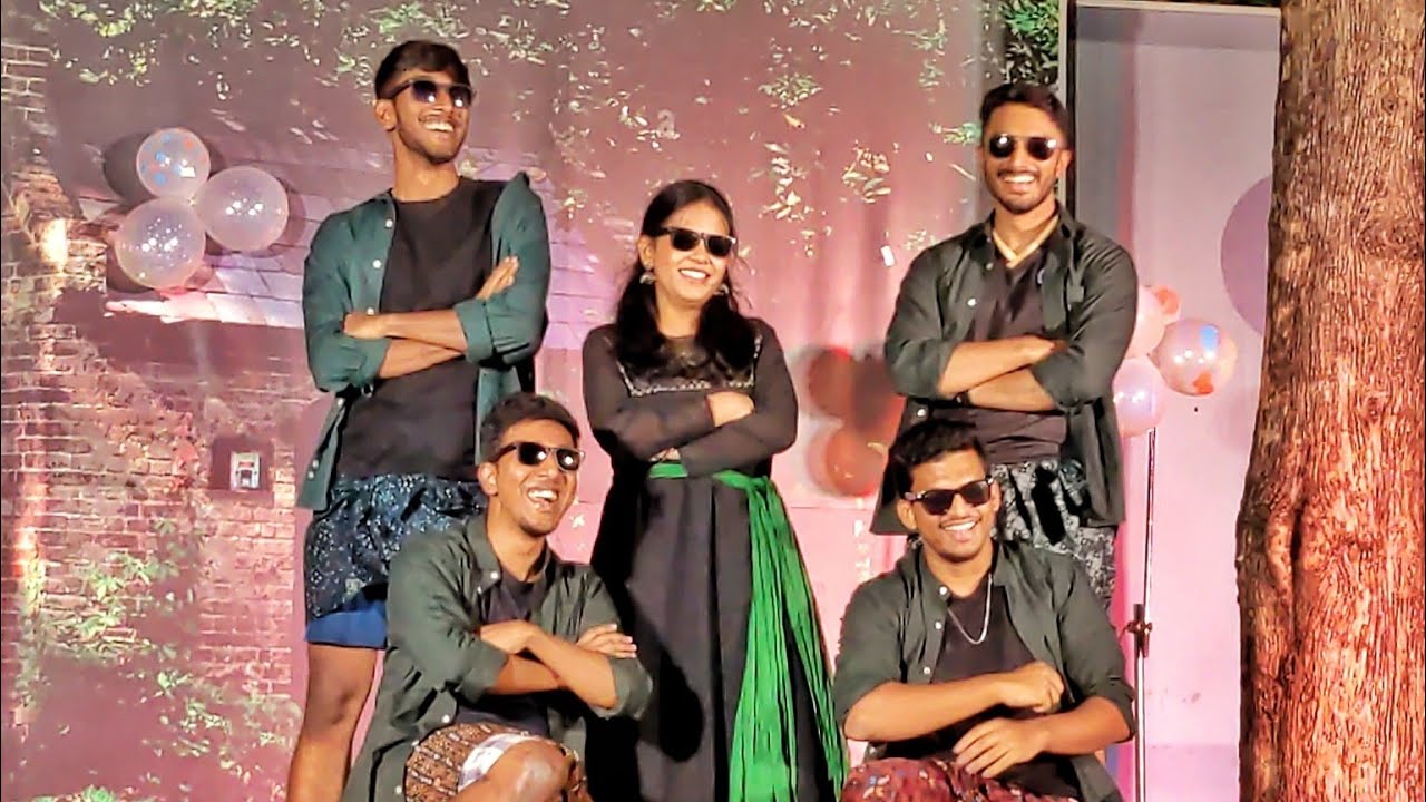 Group Dance Extravaganza | Kavilinayil Kamaladalam & Palkkari Penne Remix 