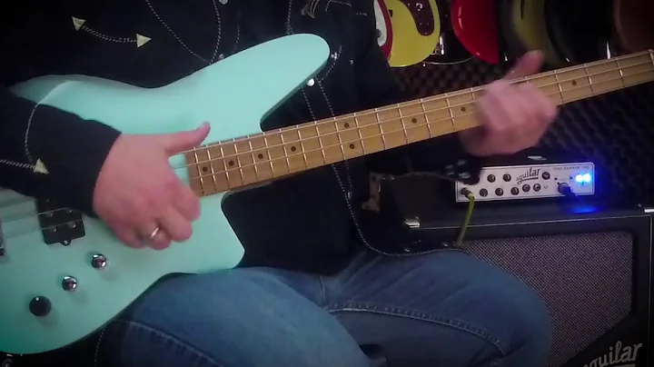 Andy Irvine demos the Reverend Raymond!