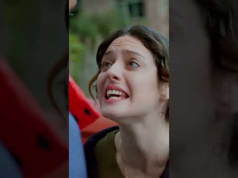 Büyük Öpüşme İlişki Durumu Karışık Shorts