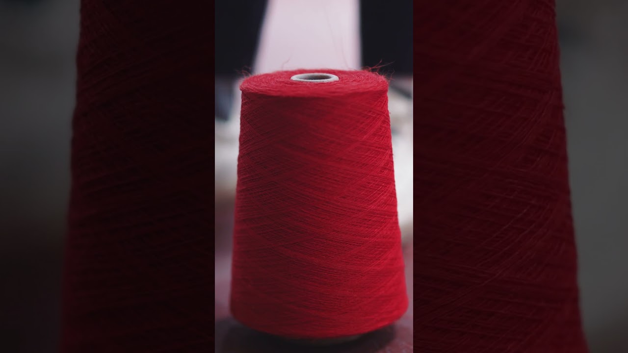 Amazing Textile Weaving Process 🧵✨ 