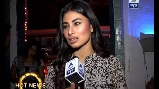 Sriti Jha And Mouni Roy Wear Same Boots On Different Events