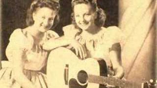 Arizona Yodeler - DeZurik Sisters chords