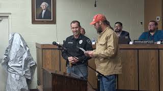 Chainsaw Artist Zak Gardner Donates Eagle Statue To Rocky Ford Police