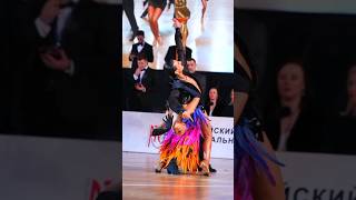 как это красиво! 😻#бальныетанцы#dance #ballroomdance#молодёжь #красота #РусланПолина#румба#рек #love