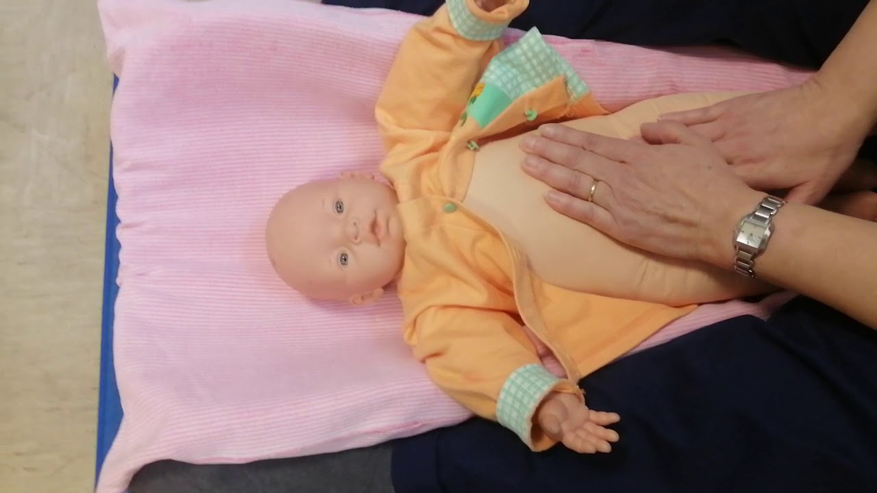 Secondo incontro massaggio del neonato