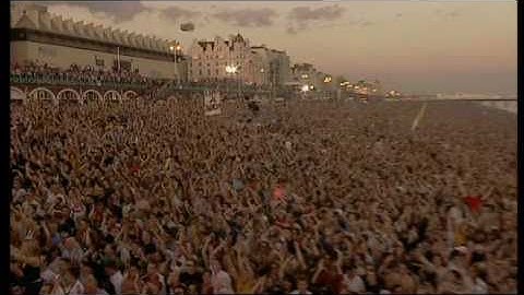 Kurtis Mantronik presents Chamonix - 77 Strings (Fat Boy Slim - Live @ Big Beach Boutique II)