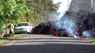 Volcano alert urges Hawaii's Big Island residents to get out