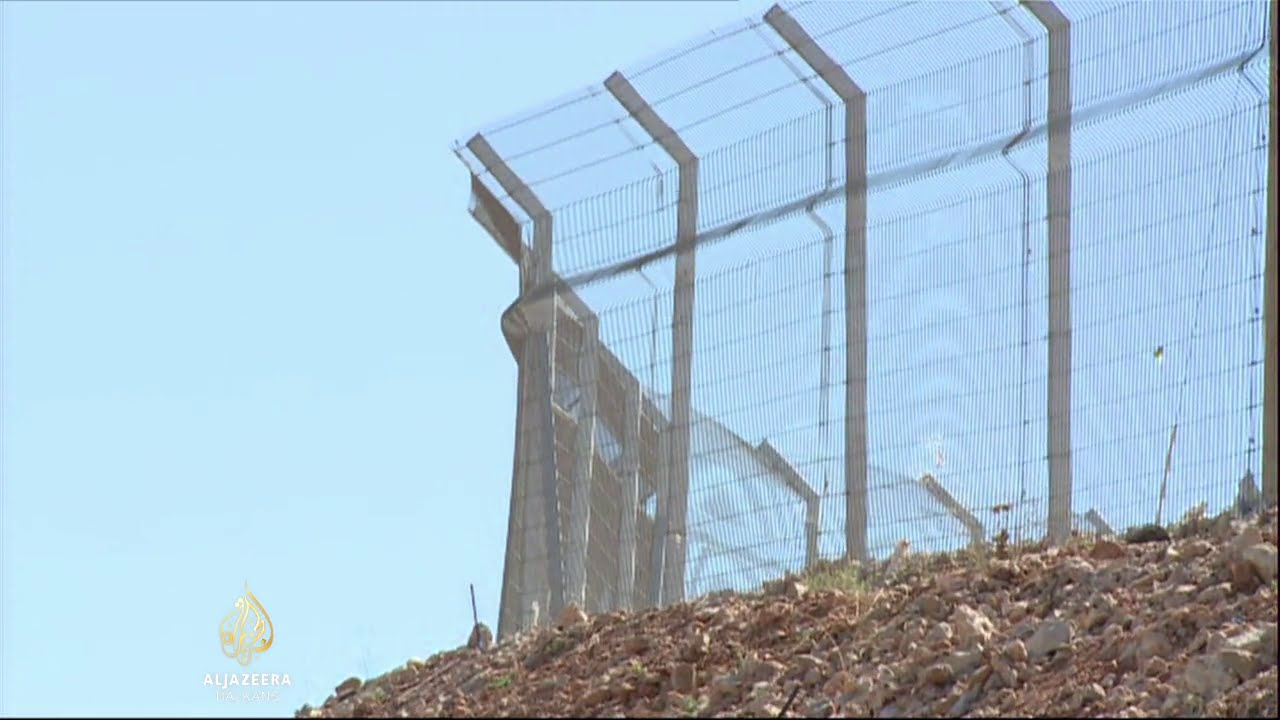 الفلسطينيون الفقراء يخشون بناء الجدار