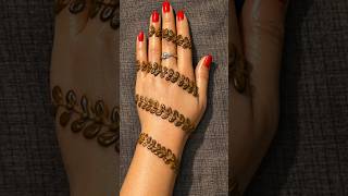 3D Leaf Mehndi Design on Hand | Simple & Unique Henna Art #viral #henna #viraltrend #ytshorts