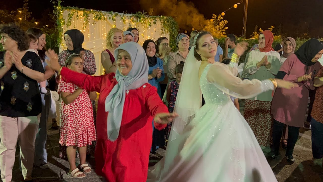 ANNEM DÜĞÜNLERİNDE OYNADI!!!🥳KÖYLÜLERIMIZLE ILE ZONGULDAK YÖRESEL KÖY DÜĞÜNLERİ #düğün
