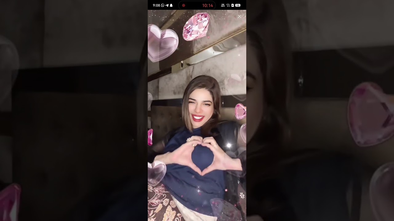 Tiktok live hot girl saksi @fizunoor123