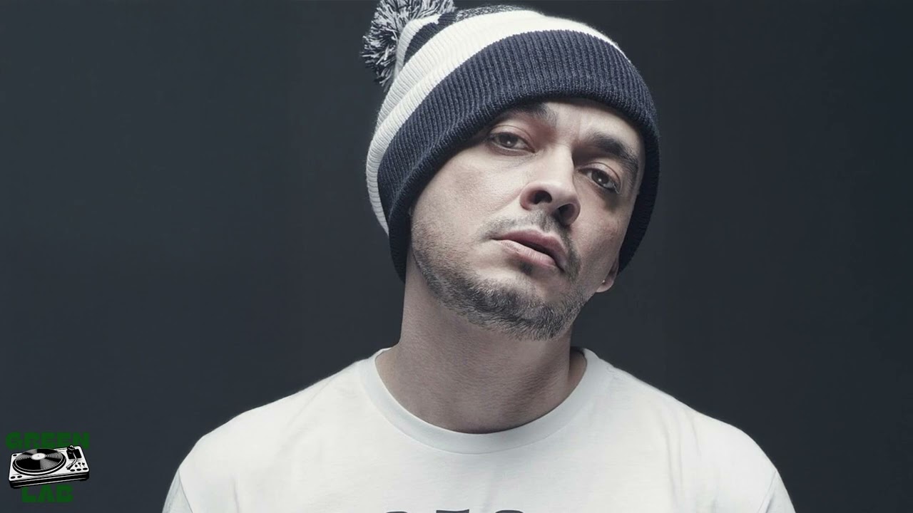 CEZA - Med Cezir (House Version AI Cover) by @greenlab-ai