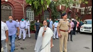 CM Mamata Banerjee Visit to Kolkata Police LALBAZAR, To Check the Parameters to Prevent COVID 19 !!