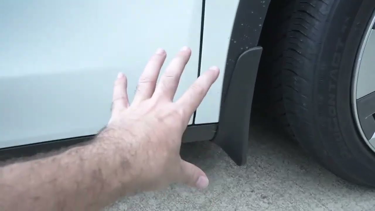 Установка брызговиков на Tesla Model Y