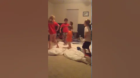 Kids dancing