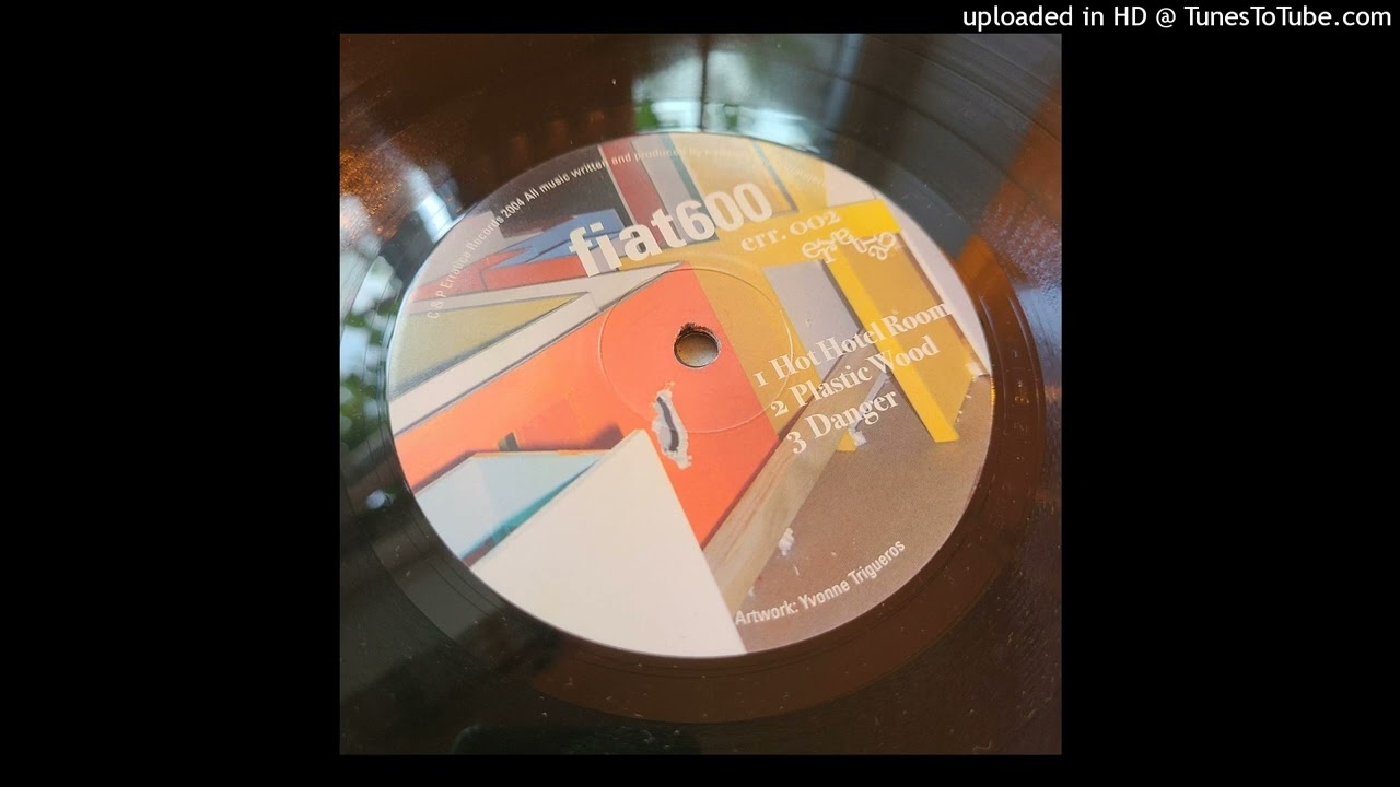 Fiat600 - Hot Hotel Room (200x)