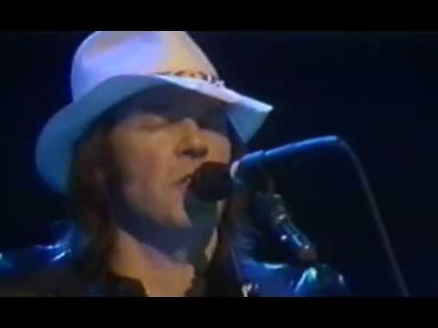 Crosby, Stills, Nash & Young - Southern Man - 12/4/1988 - Oakland Coliseum Arena (Official)