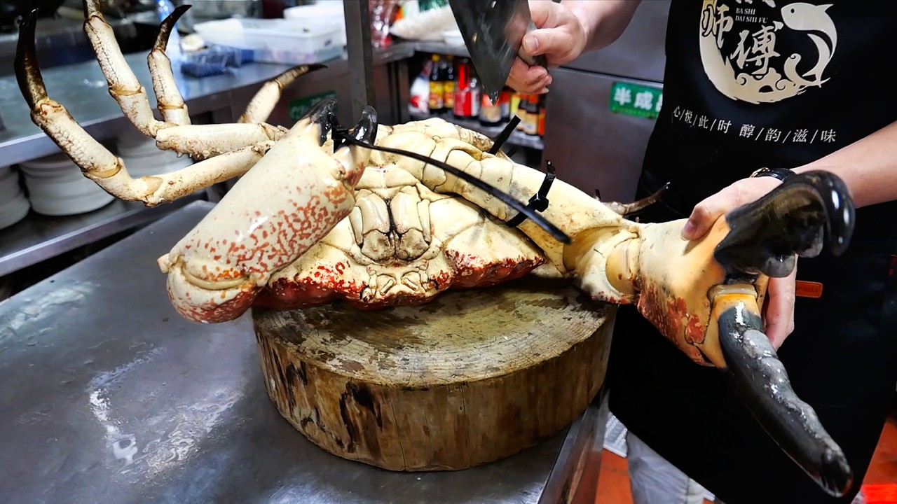 Chinese Street Food - $3000 GIANT TASMANIAN KING CRAB Fried Rice China Seafood
