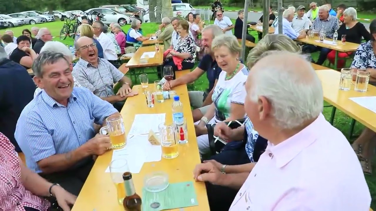 2022-08-14 Jihočeská dechovka - Sedmikráska | Ochutnávka vína | Pohoří na Šumavě