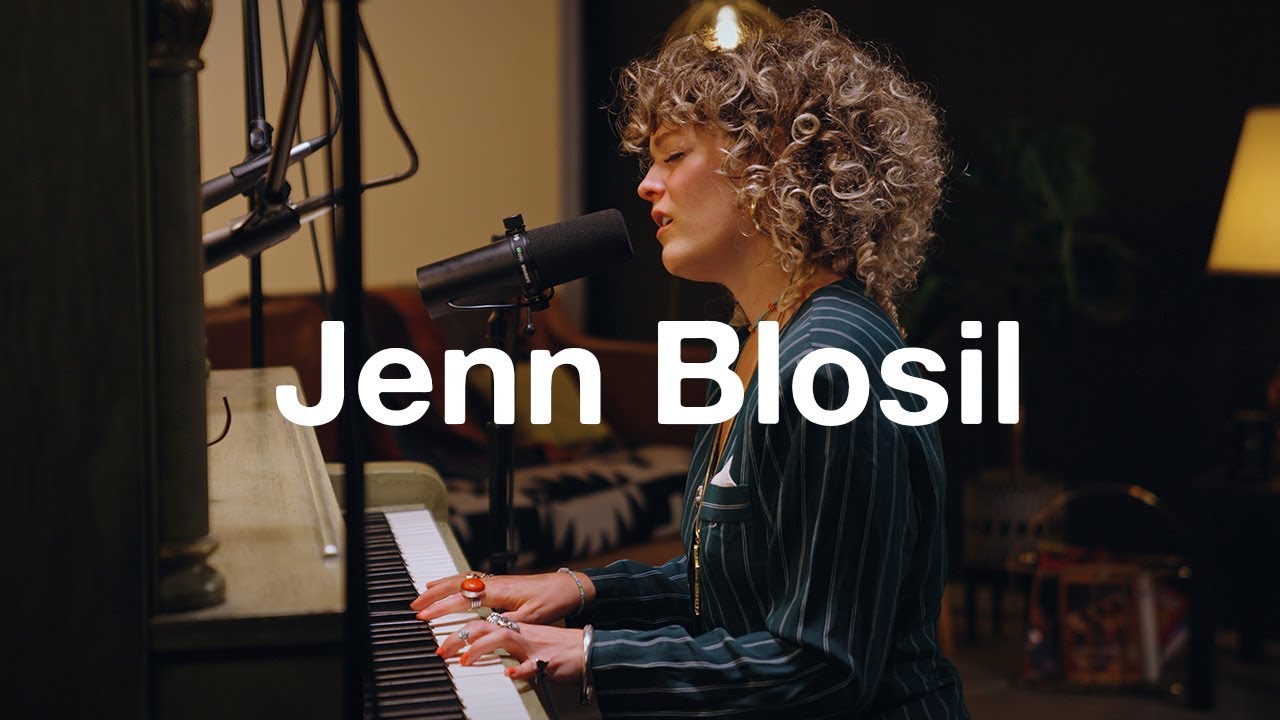 Jenn Blosil - Live at Rugs Unplugged
