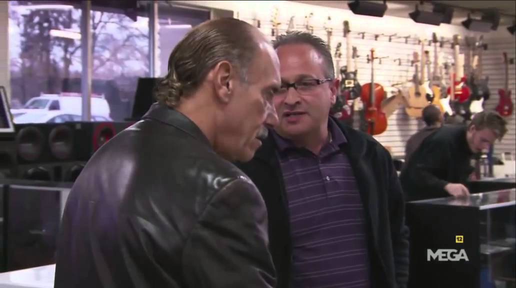 Mamonazo que se ha sentado aqui a tirarse pedos - Empeños a lo bestia.