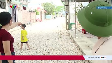 Bất cập con đường đang thi công: Cột điện chặn mương, nhà dân thấp hơn mặt đường | VTV24