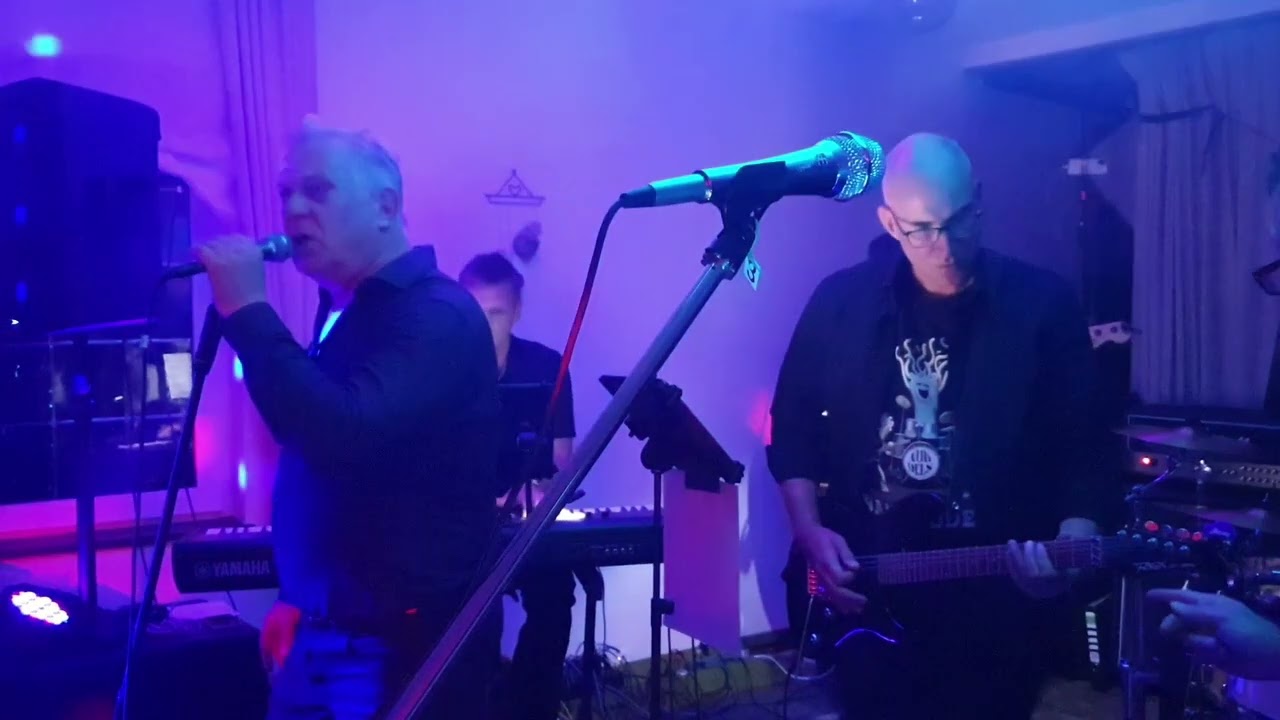 Clocks - Cover von Smooth Invaders