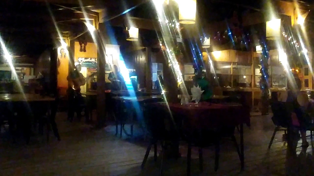 El Rio Y Mar - Somewhere Over the Rainbow/Iz