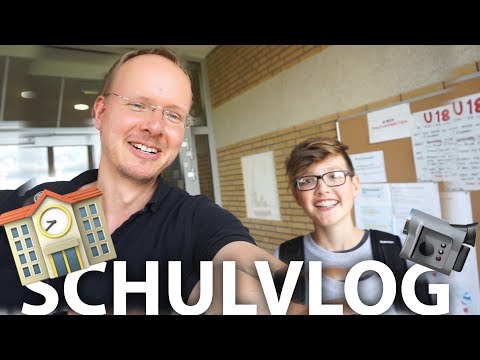 IN DER SCHULE VLOGGEN! Lehrer nimmt Kamera! #10k - Daily Vlog 21