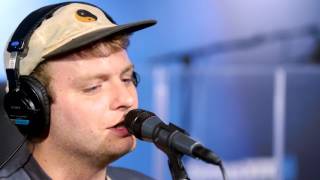 Mac Demarco covers Neil Young's 'Unknown Legend' on SiriusXMU chords