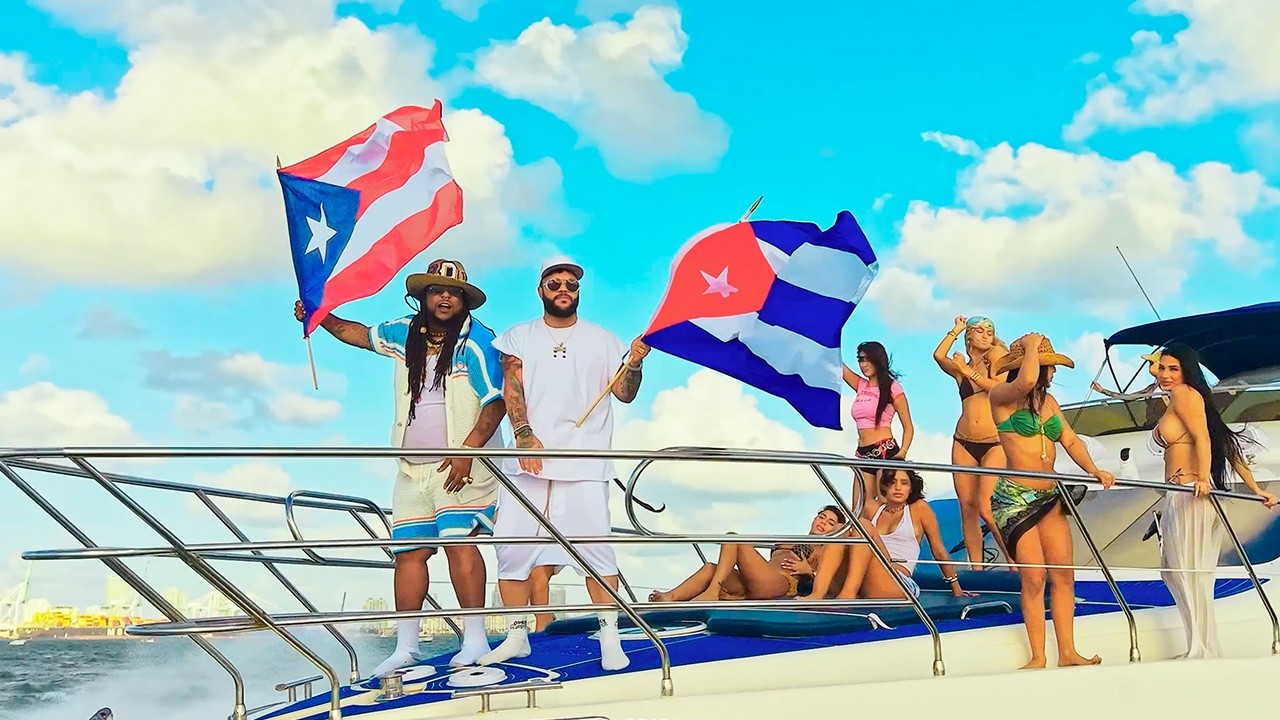 Watch Zurdo MC, Lennox - Vívela (Video Oficial) on YouTube Watch Zurdo MC, Lennox - Vívela (Video Oficial) on YouTube