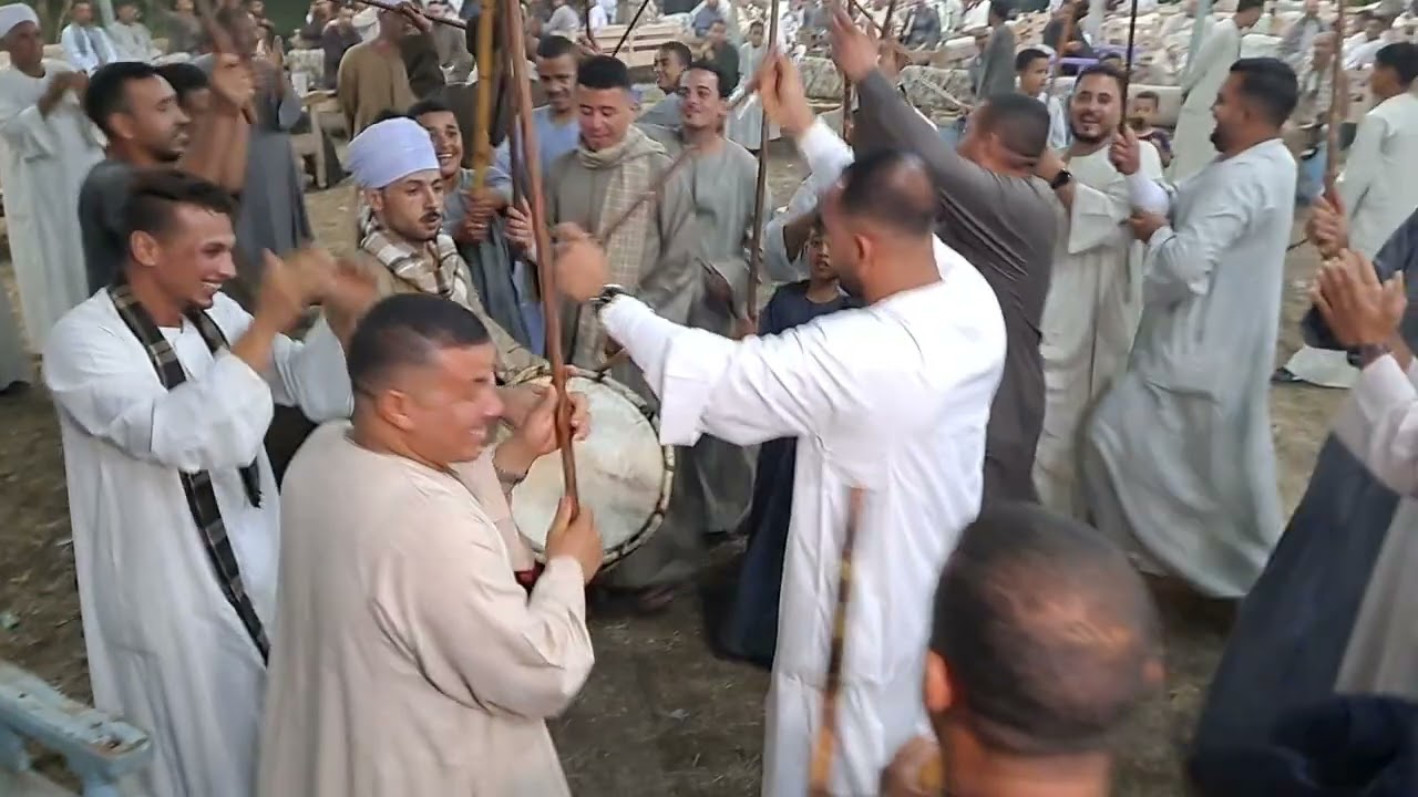 رقصة العرسان مع اولاد عمه وشباب الوحليه مركز البلينا//مع الريس صدام ابو عيسى//عميد الحظ وصانع الطرب